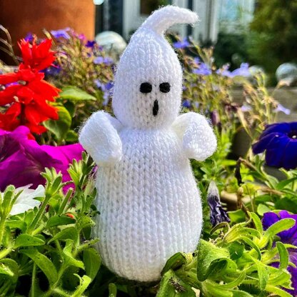 Halloween Ghost Toy Knitting Pattern - Doll Knitting Pattern