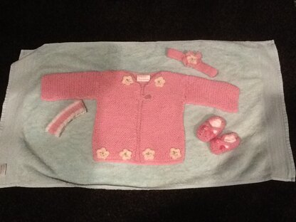 Baby's First Cardigan in Lion Brand Jiffy - 60131AD