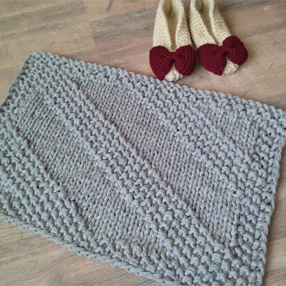 One skein bath mat Diagonally