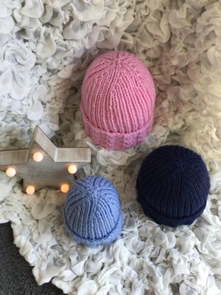 Premature to newborn baby mock cable hat in 4 sizes