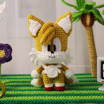 Tails the Fox Amigurumi Crochet Pattern – PDF Digital Download (English)
