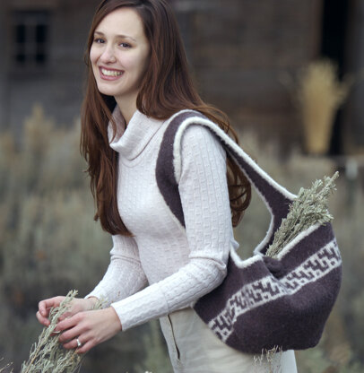 Gathering Bag in Imperial Yarn Native Twist - P110 - Downloadable PDF