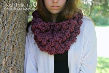 Cluster Stitch Cowl Crochet Pattern 380