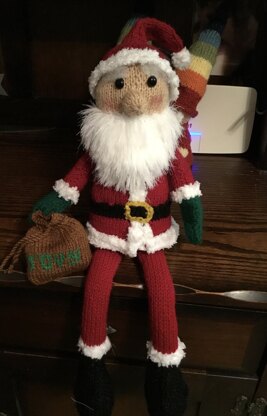 Santa Claus shelf sitter