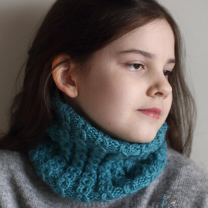 Lark Neck Warmer for Aran