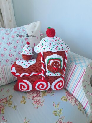 Gingerbread Train Cushion