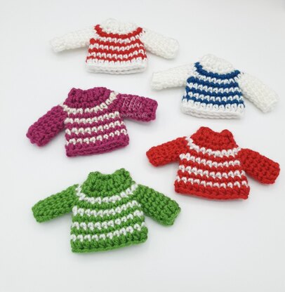 Christmas Mini Sweater Ornament