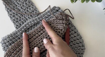 Knot Loop Evening Bag