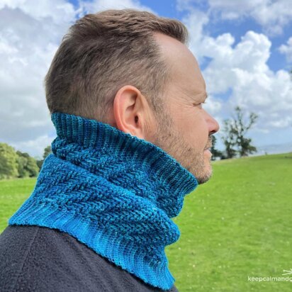 Cat Bells Cowl