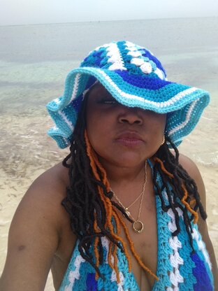 Meet Me In Aruba Granny Square SunHat