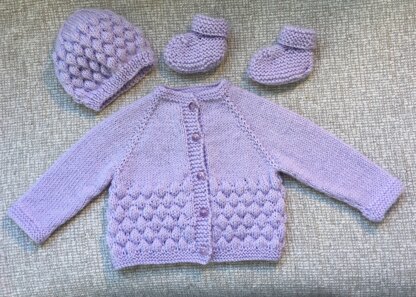 Newborn’s cardigan set