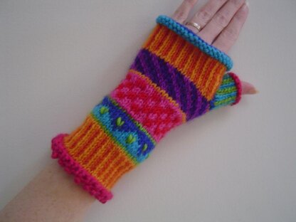 Mardi Gras Mitts