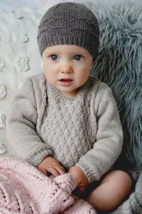 Everleigh Sweater and Hat - Bc100