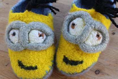 Kevin's Slippers - Felted Seamless Minion Shoes