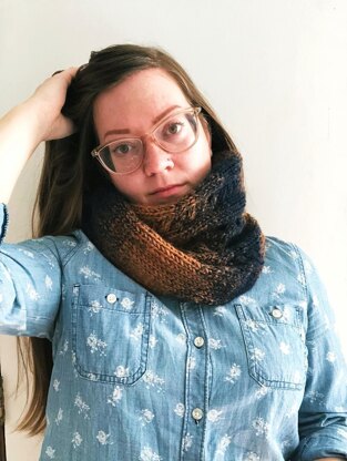 Seraphina Twisted Cowl