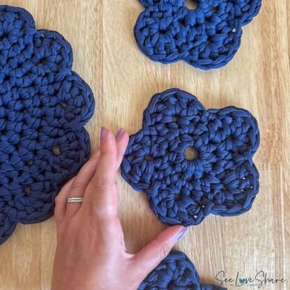 Flower Coaster & Trivet Set