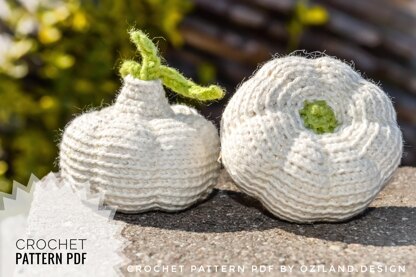 Amigurumi garlic