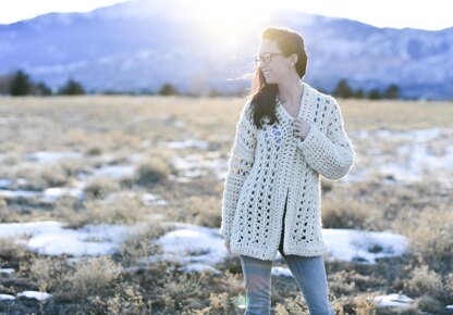 Light Snow Oversized Cardigan