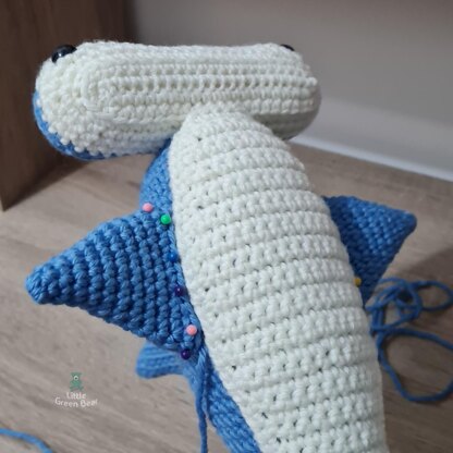 Hank the Hammerhead Shark - US Terminology - Amigurumi