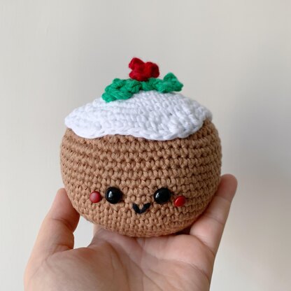 Free amigurumi Christmas pudding crochet pattern - Gathered