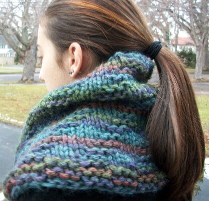 Garter Swirl Snood