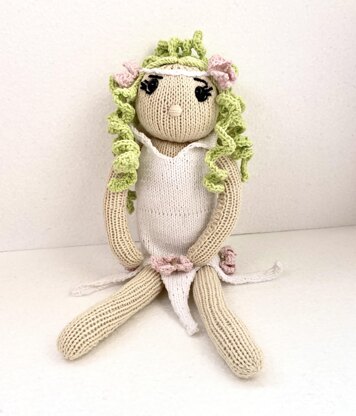 Pattern: knitted TOOTH FAIRY, amigurumi