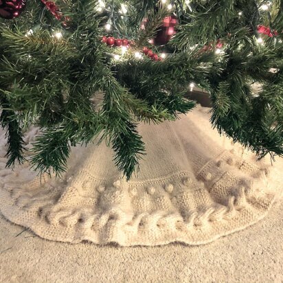 White Christmas Tree Skirt