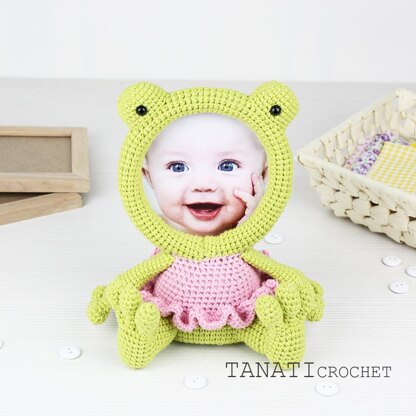 Crochet Pattern of Photo Frame FROG