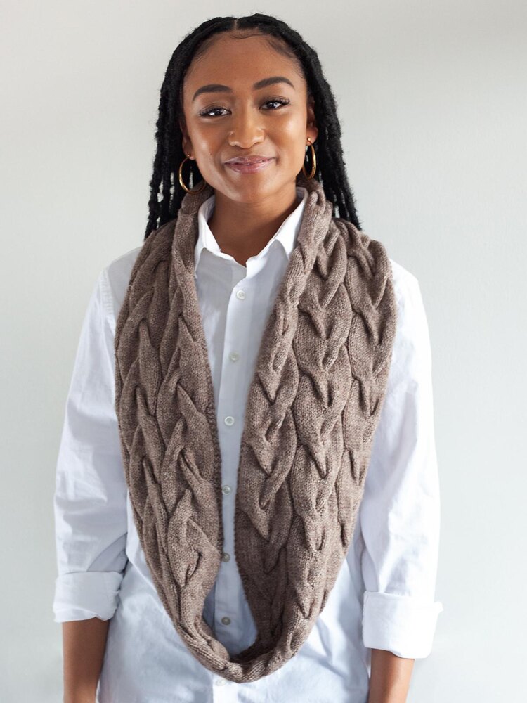 Monkey Bread Hat and Scarf Knitting pattern by Anne Hanson - Main Image