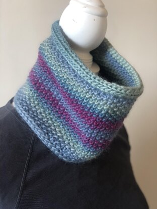 Child corded edge cowl