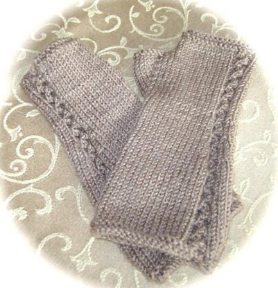 ELEGANT FINGERLESS GLOVES