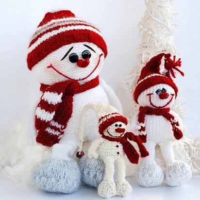 SALE 3 Snowmans - pdf knitting patterns. Christmas Ornament