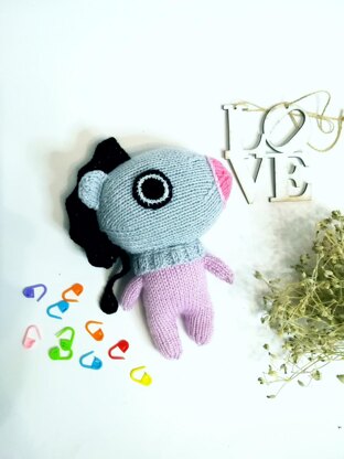 Knitted MANG BT21