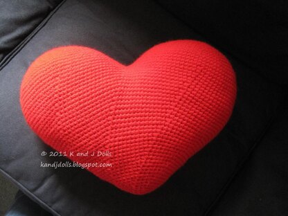 Heart Cushion - PDF crochet pattern
