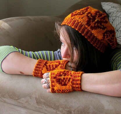 Leaves Hat and Mitts Set