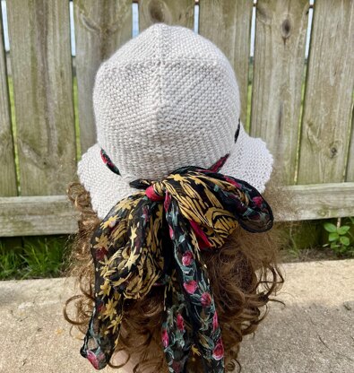 Lake Hat -- a loom knit pattern