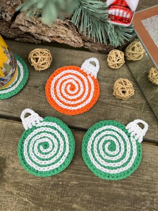 Crochet Coasters Candy spiral Pattern, Crochet Christmas ornament