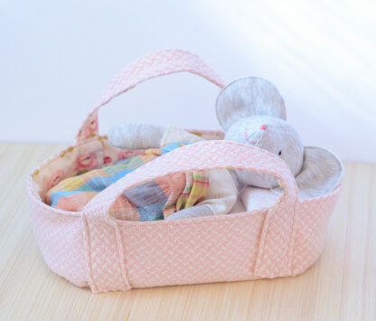 Basket bed for stuffed animals