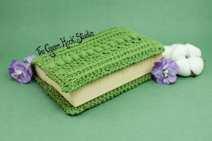 Crochet Pattern - Laura Book Cover
