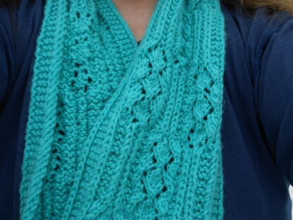 Love Knots Infinity Scarf