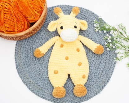 Giraffe lovey crochet pattern