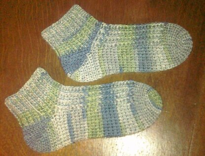 Raggs to Ridges Crochet Socks