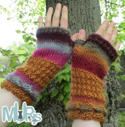 Textured Wrist Warmers