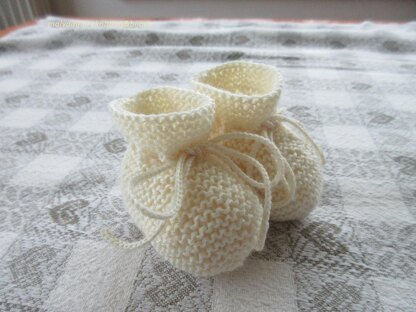 Garter Stitch Booties