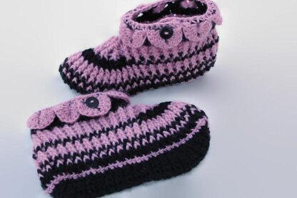 Ladies' Croc-Trimmed Slippers
