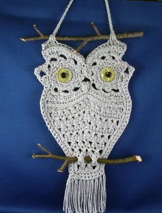 Owl Hanger in Macrame Style