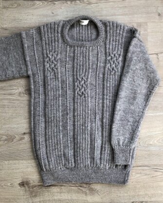 Aberfeldy, Celtic Knot Sweater