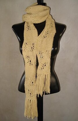 #68 Sinuously Curved Lace Scarf