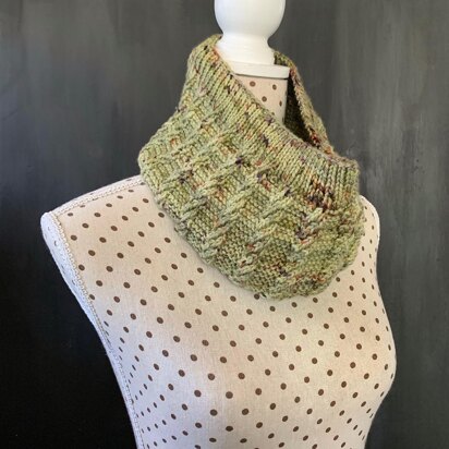 Tendril Cowl