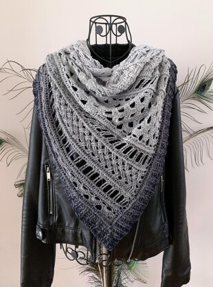 Triangular Scarf "Endeis"